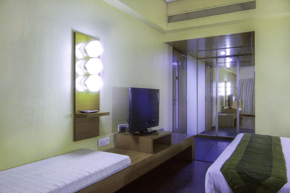 The Legend Hotel- Santacruz Near Mumbai International Airport Exterior photo
